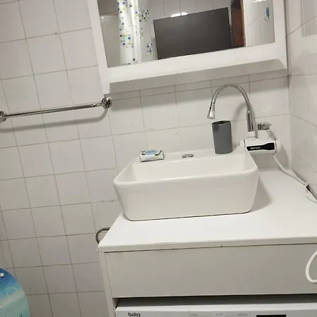 Sunshine Near The Zoo, Free Parking Apartman *